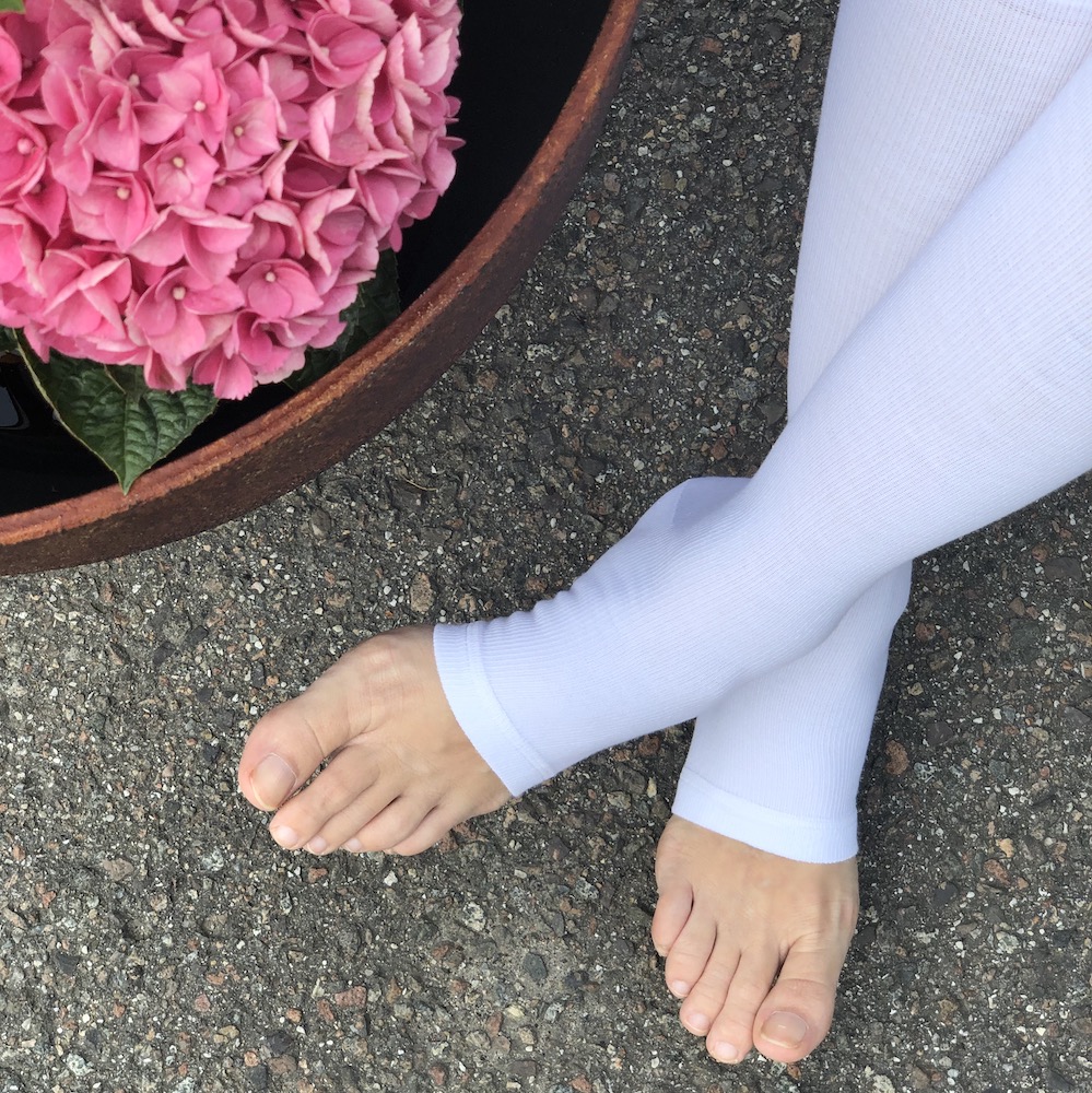 Compression Stockings With Open Toe White